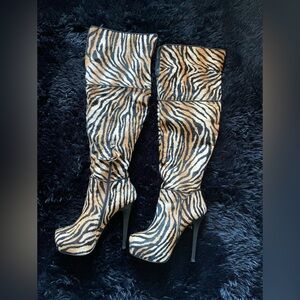 Mojo Moxy Thigh High Boots